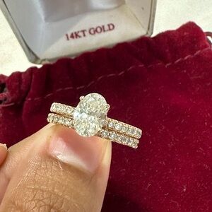 14KT Gold Diamond Ring Set